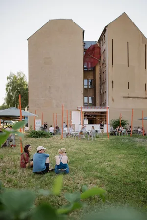 Event-Bild: Gartenparty: B-Sides of Summer