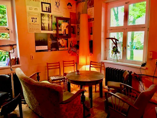 Aaltra gallery image 1