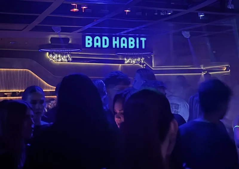 Bad Habit Galeriebild 2