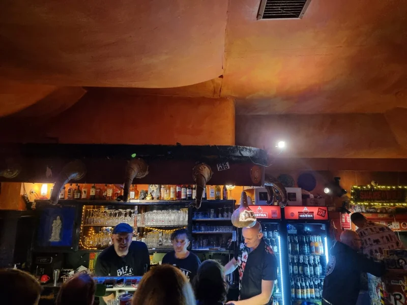 Bar Blau Galeriebild 1 Bar Blau Galeriebild 1