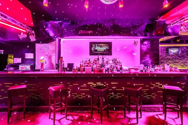 Club Einundfünfzig Galeriebild 3