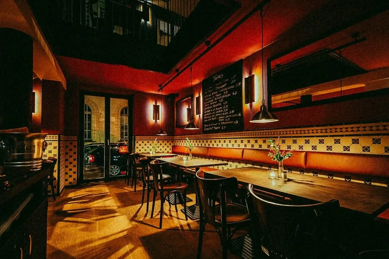 Negroni gallery image 1