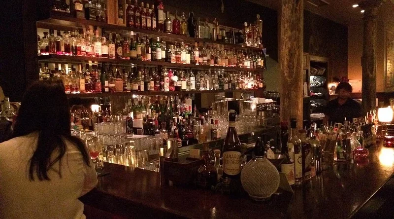 Negroni gallery image 2