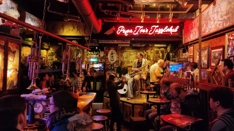 Papa Joe’s Jazzlokal “Em Streckstrump” gallery image 1 Papa Joe’s Jazzlokal “Em Streckstrump” gallery image 1