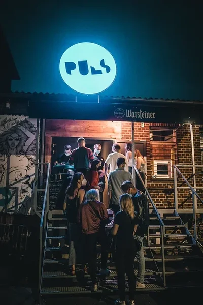PULS Galeriebild 1 PULS Galeriebild 1
