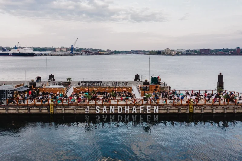 SANDHAFEN Galeriebild 1