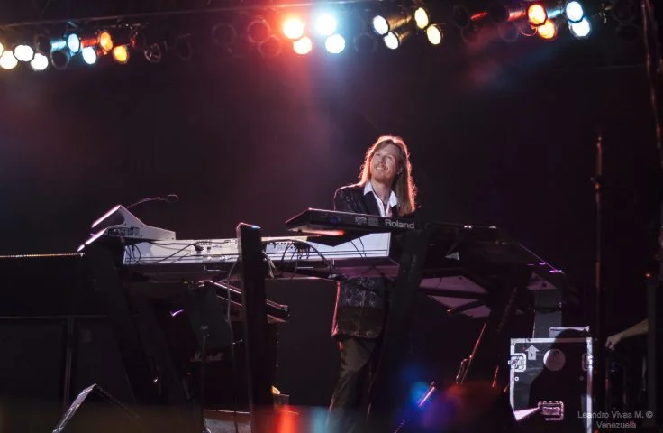 Flyer: Oliver Wakeman // Keller Z87 Flyer: Oliver Wakeman // Keller Z87