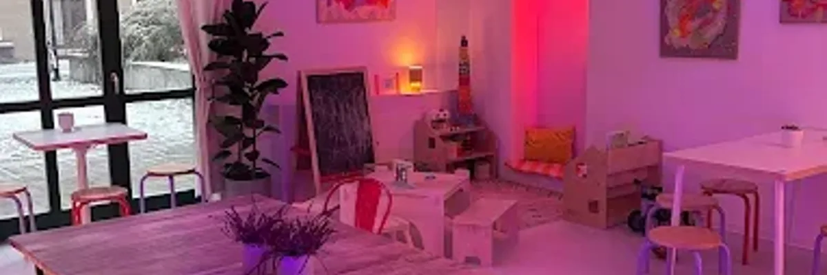 Photo of House of Orange Photo of House of Orange