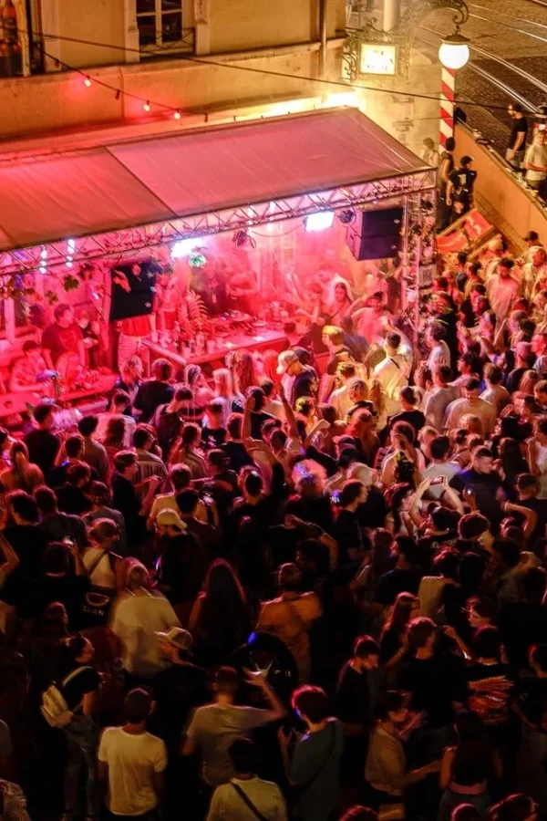 Event: Bloodmoon / Goldene Krone meets Hard Techno Event-Bild: Bloodmoon / Goldene Krone meets Hard Techno