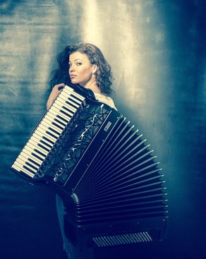 Event image: Dresdner Philharmonie + Ksenija Sidorova